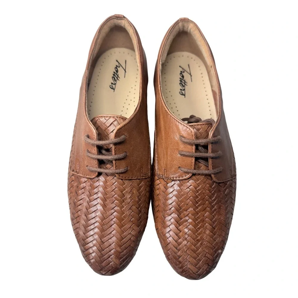 Trotters Lizzie Herringbone Flat